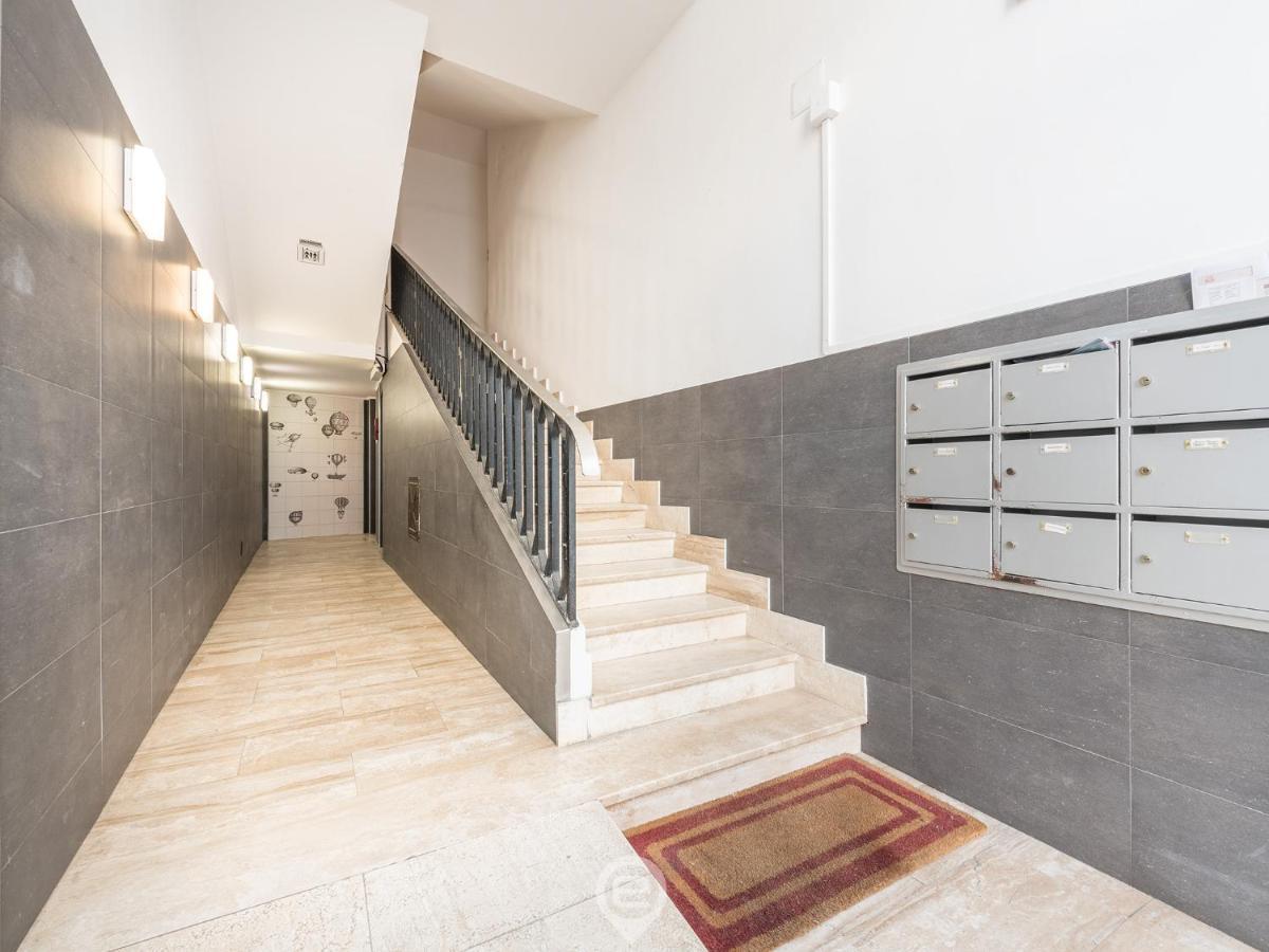 Garibaldi Central Apartment Cagliari Exteriör bild